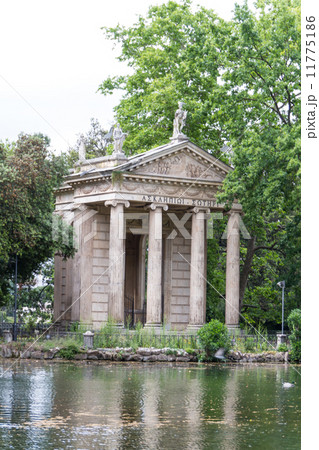 Villa Borghese Garden, Rome, Italy Villa Borghese Garden, Rome, Italy 11775186