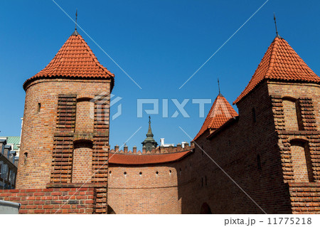 Sights of Poland. Warsaw Old Town with Renaissance Barbican 11775218