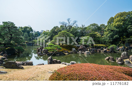 京都　世界遺産　二条城　二の丸庭園 11776182
