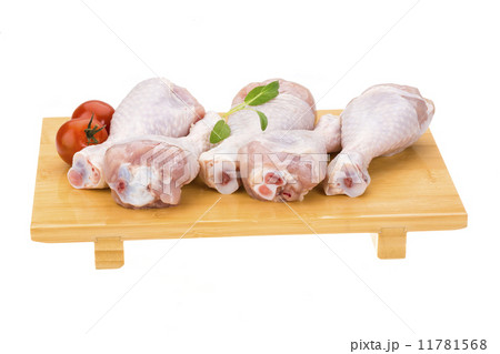 Raw chicken legs Raw chicken legs 11781568