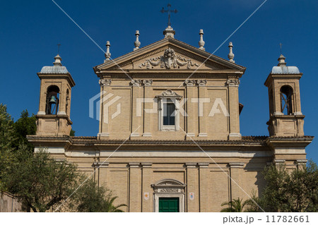 Great church in center of Rome, Italy. Great church in center of Rome, Italy. 11782661