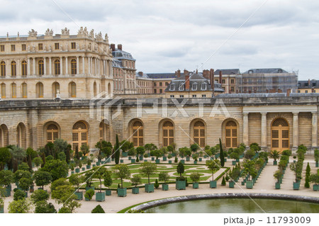 Famous palace Versailles near Paris, France with beautiful garde Famous palace Versailles near Paris, France with beautiful garde 11793009
