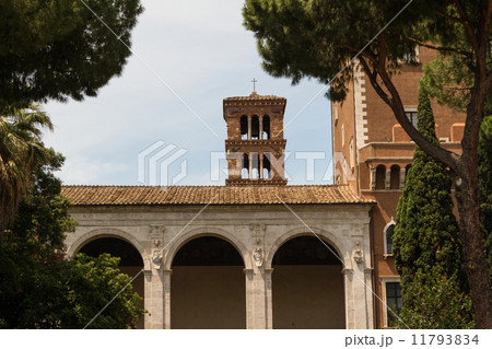 Great church in center of Rome, Italy. 11793834