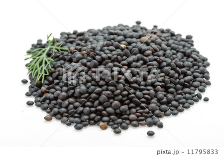 Black lentils heap Black lentils heap 11795833