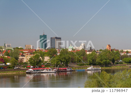 Old Town by the river Vistula picturesque scenery in the city of Old Town by the river Vistula picturesque scenery in the city of 11796947