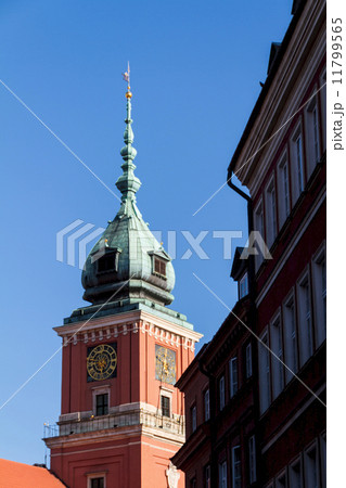 Warsaw, Poland. Old Town - famous Royal Castle. UNESCO World Her Warsaw, Poland. Old Town - famous Royal Castle. UNESCO World Her 11799565