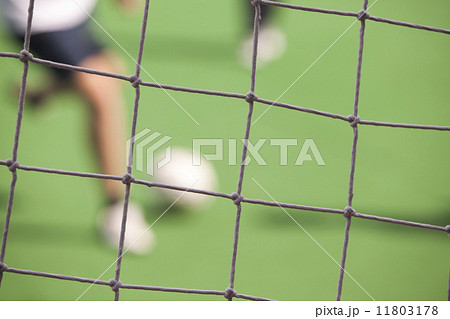 Soccer player 11803178