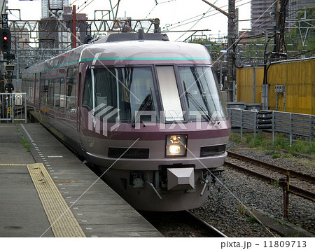 リゾートエクスプレスゆう　品川駅 11809713