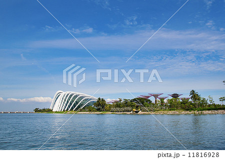 Singaporean skyline 11816928