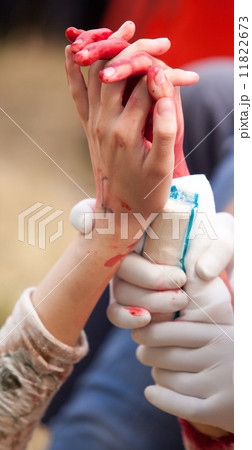 First aid 11822673