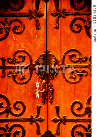 shanghai old door shanghai old door 11824359