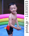 水遊び　男の子　４歳 11830553
