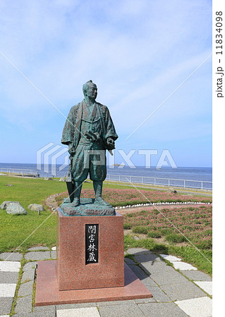 宗谷岬・間宮林蔵の像 11834098