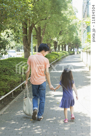 ワーキングファーザー 11834504