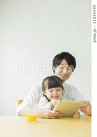 ワーキングファーザー 11834595