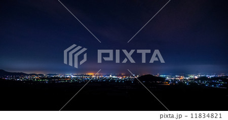 三河湾の夜景 11834821