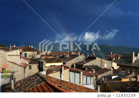 Rainbow, town, Tuscany 11835239