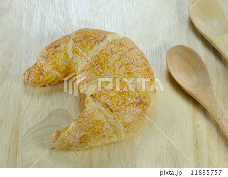 croissants croissants 11835757