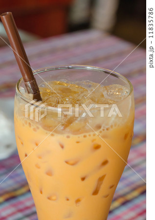 ice  milk tea 11835786