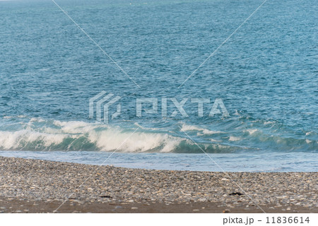 七里御浜海岸に打ち寄せる波 自然風景の写真素材 七里御浜海岸に打ち寄せる波 自然風景の写真素材 11836614