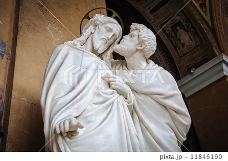 Kiss of Judas statue Kiss of Judas statue 11846190
