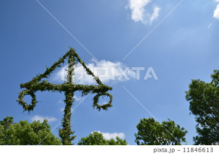 Midsummer pole at sky 11846613