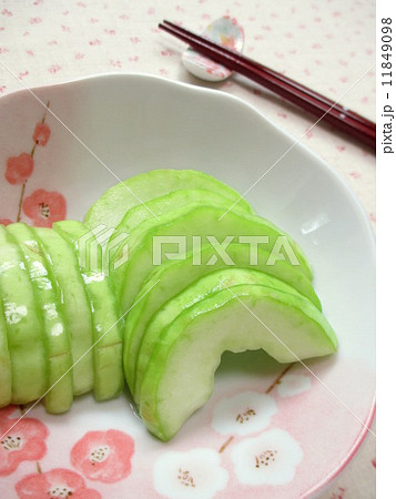 青瓜の手作りの漬け物 青瓜の手作りの漬け物 11849098