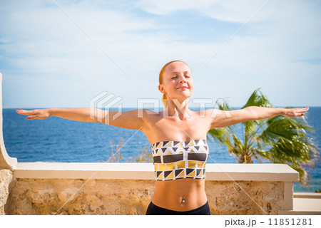 Beautiful woman practicing yoga 11851281