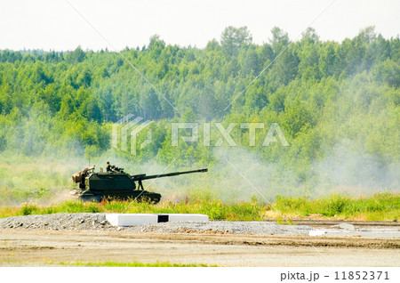 The 152 mm howitzer 2S19 Msta-S. Russia 11852371