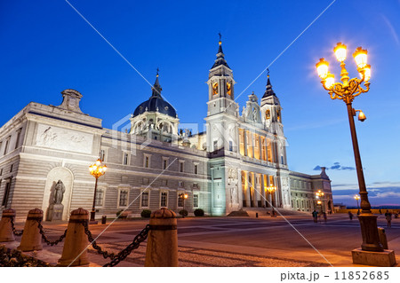 Santa Maria la Real de La Almudena - Cathedral in Madrid, Spain 11852685