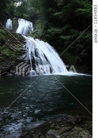 八重滝の八汐滝と八塩滝 11854883