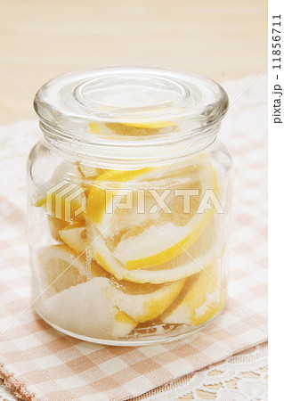 塩レモンの仕込み 塩レモンの仕込み 11856711