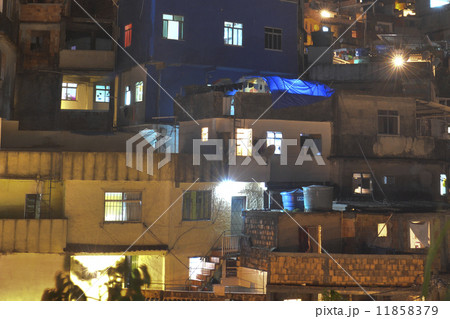 ブラジル リオデジャネイロ ファヴェーラ スラム街 ブラジル リオデジャネイロ ファヴェーラ スラム街 11858379