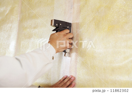 タッカー 11862302