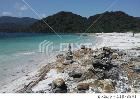 恐山 宇曽利湖と極楽浜の写真素材