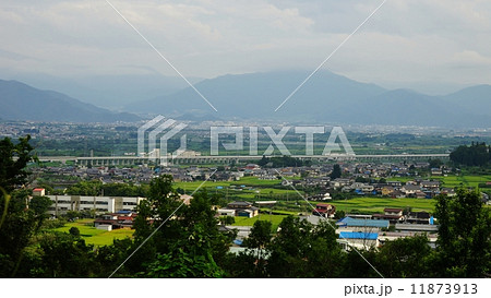 長野市からの北陸新幹線 11873913