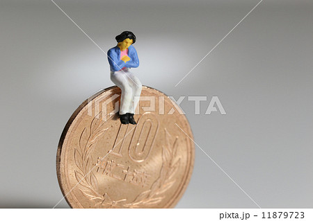 お金の悩み お金の悩み 11879723