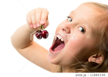 Little girl with cherries 11884146
