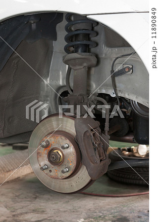 自動車のブレーキディスク　 11890849