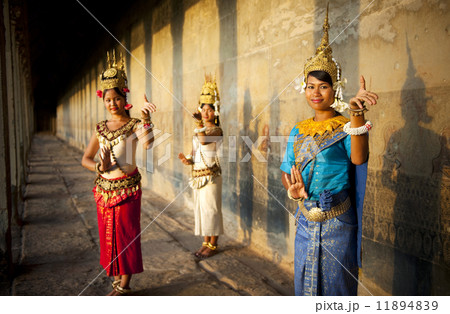 Cambodian Traditional Culture 11894839