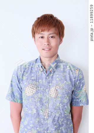 若い男性　ポートレート　汎用イメージ 11899259