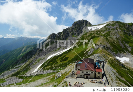 一ノ越山荘と竜王岳 11908080