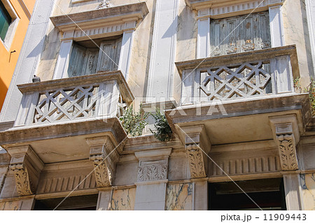 Picturesque Italian house with balconies. Venice, Italy Picturesque Italian house with balconies. Venice, Italy 11909443