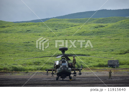 2014年 富士総合火力演習 攻撃ヘリコプター AH-64D アパッチ 8/24 本番 2014年 富士総合火力演習 攻撃ヘリコプター AH-64D アパッチ 8/24 本番 11915640