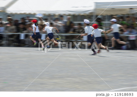 運動会　徒競走 11918693