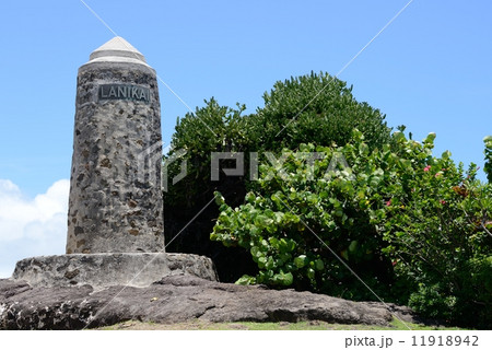 アメリカ　ハワイ　ラニカイビーチ 11918942