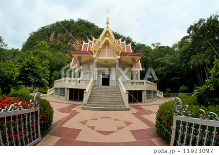 pagodas at Wat TAM PIANG DIN ,Loei Province , Northeast of Thai pagodas at Wat TAM PIANG DIN ,Loei Province , Northeast of Thai 11923097