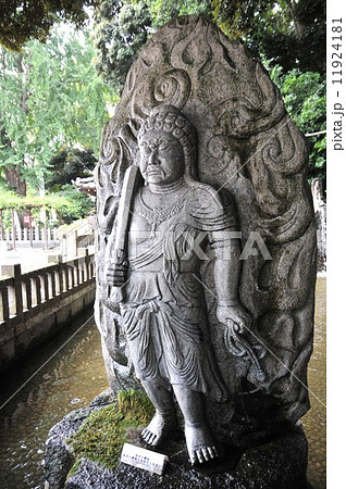 目黒不動尊　水かけ不動明王 11924181
