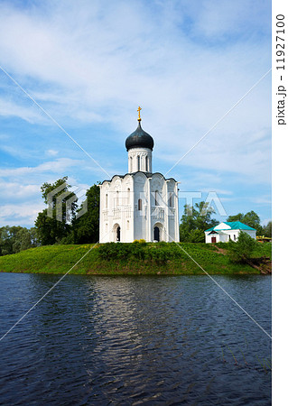 Church of the Intercession on River Nerl Church of the Intercession on River Nerl 11927100