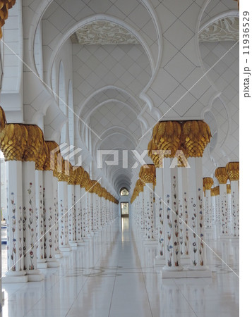 シェイク・ザイード・グランド・モスク　Sheikh Zayed Grand Mosque 11936529